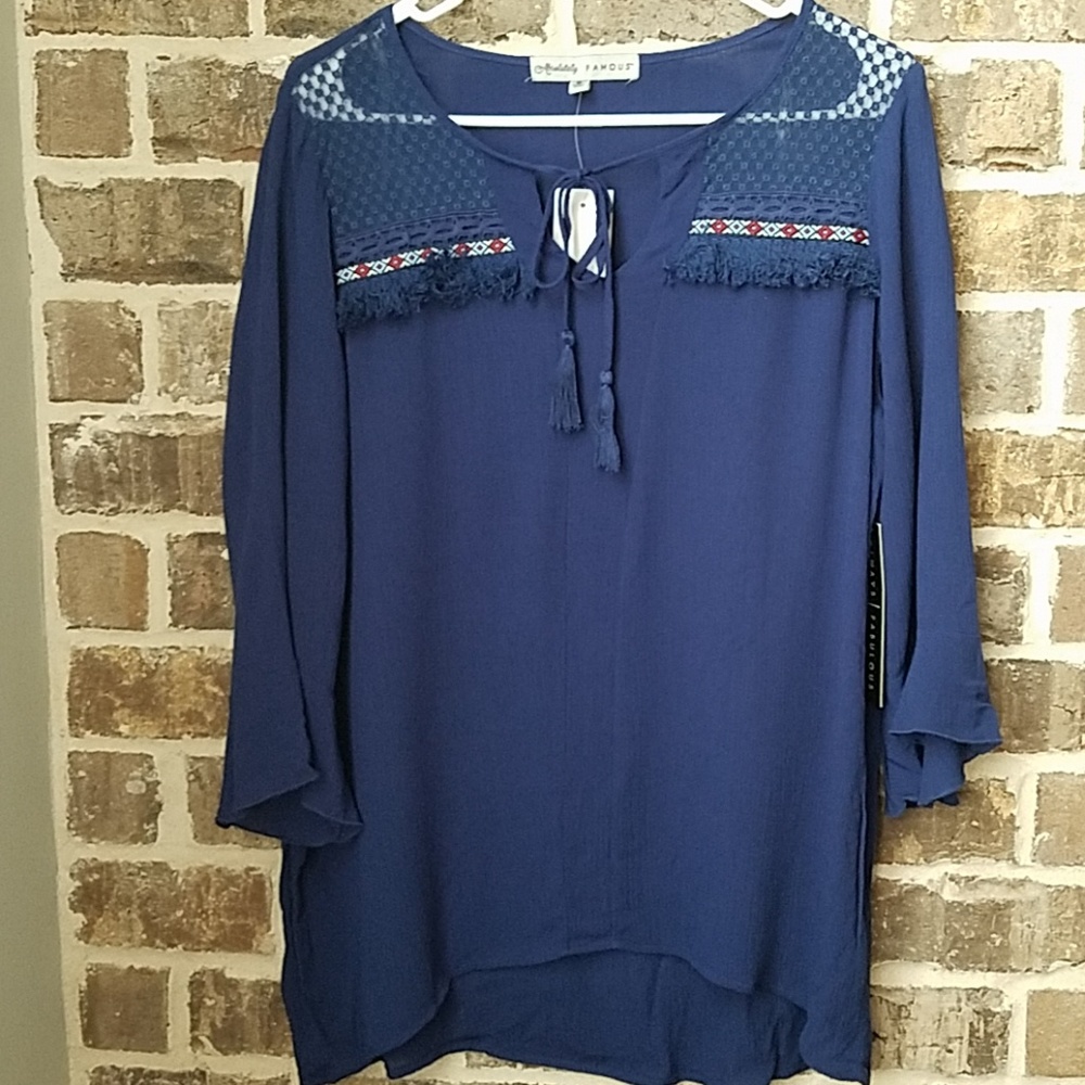 ❤NWT Absolutely Famous Blue Top